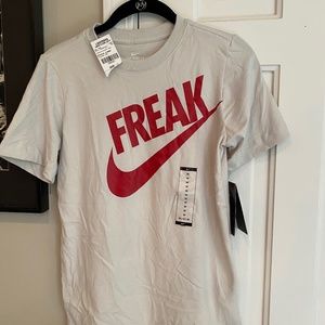 Nike Dri Fit FREAK Spell Out Gym Shirt M